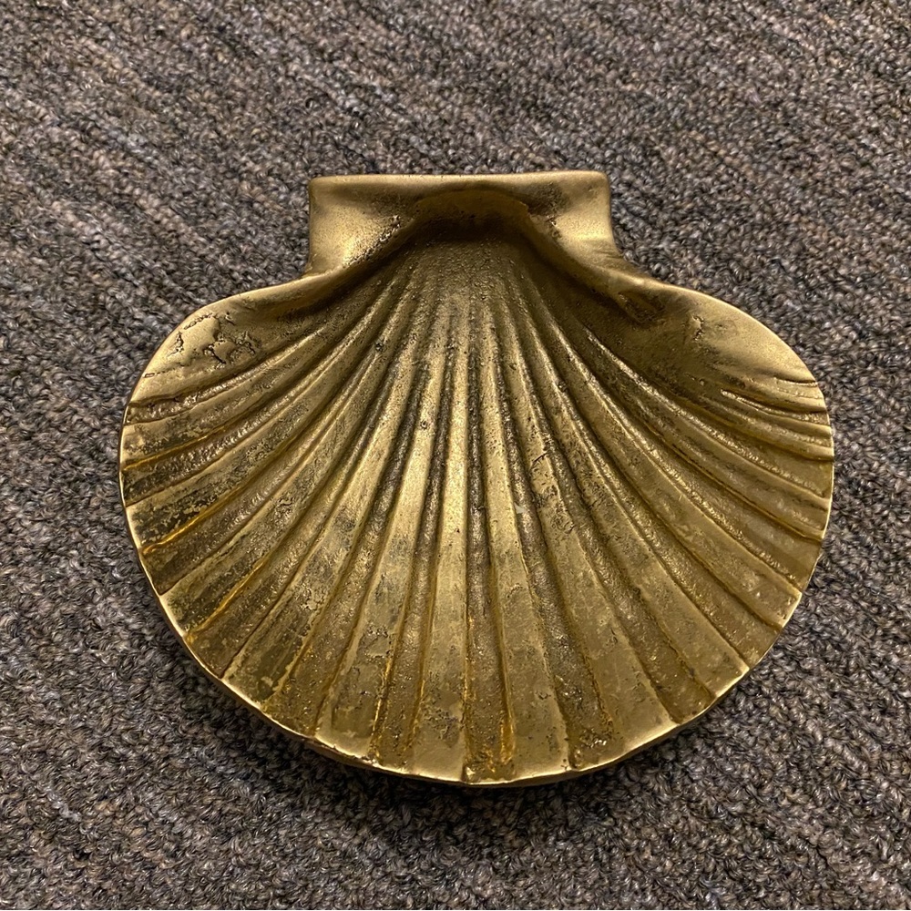 Brass SeaShell-Vintage Soap Dish